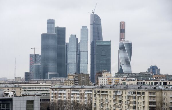 Зграде - петоспратнице поред Међународног пословног центра Москва-сити Зграде - петоспратнице поред Међународног пословног центра Москва-сити - Sputnik Србија
