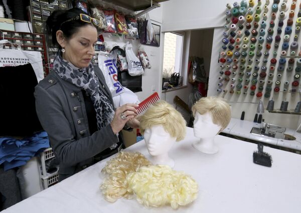 Стручњак за перике: Трампова фризура је јединствена Стручњак за перике: Трампова фризура је јединствена - Sputnik Србија