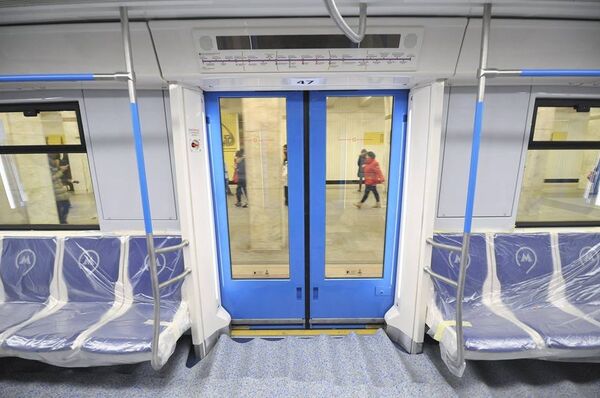 Унутрашњост вагона воза „Москва“ Унутрашњост вагона воза „Москва“ - Sputnik Србија