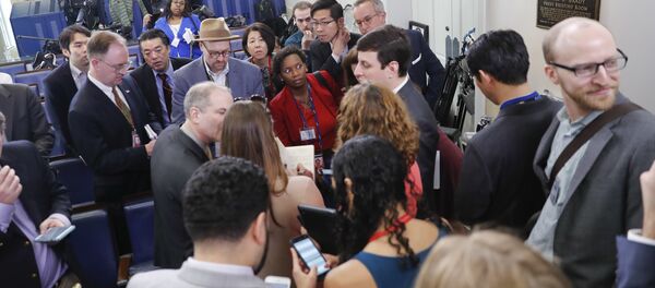 Новинари у Белој кући - Sputnik Србија