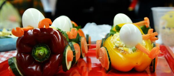 Сто чудеса, а само једна — руска салата - Sputnik Србија