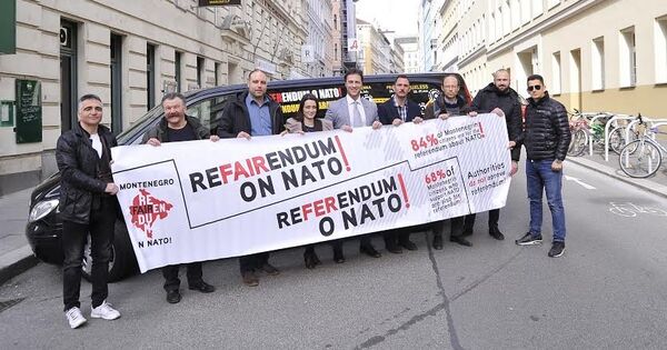 Референдумски караван у Бечу - Sputnik Србија