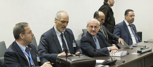 Амбасадор Сирије у УН и шеф делегације сиријске владе Башар Џафари на међусиријским преговорима у Женеви - Sputnik Србија