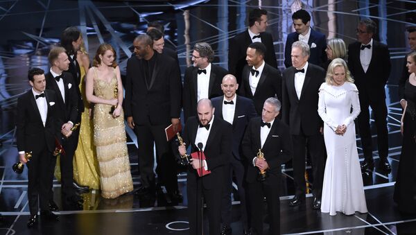 Џордан Хоровиц и екипа филма Ла-ла ленд на церемонији доделе награде Оскар у Лос Анђелесу - Sputnik Србија