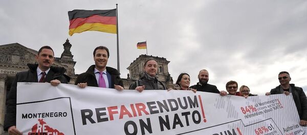 Референдумски караван у Берлину - Sputnik Србија