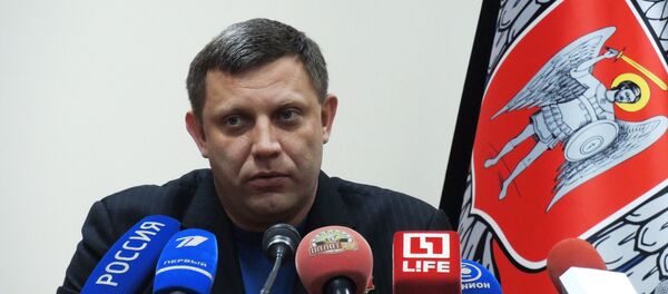 Лидер Доњецке Народне Републике Александар Захарченко током конференције за медије Лидер Доњецке Народне Републике Александар Захарченко током конференције за медије - Sputnik Србија
