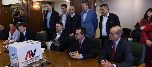 Александар Вучић, потписи - Sputnik Србија