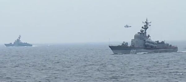 Бродови Балтичке флоте гађају мете на води и у ваздуху Бродови Балтичке флоте гађају мете на води и у ваздуху - Sputnik Србија