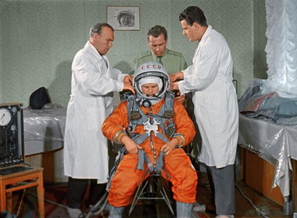 Kosmonaut Valentina Tereškova pre poletanja - Sputnik Srbija