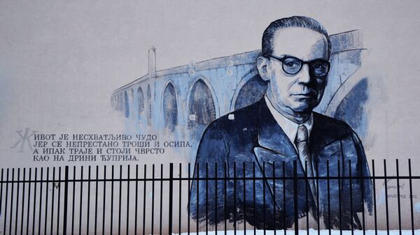 Mural Ivu Andriću na zidu u Višegradu - Sputnik Srbija