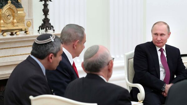 Predsednik Rusije Vladimir Putin i premijer Izraela Benjamin Netanijahu - Sputnik Srbija