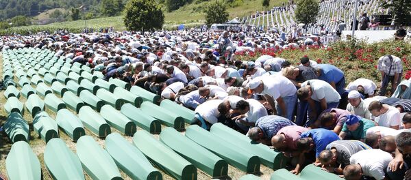 Гробље у Сребреници - Sputnik Србија