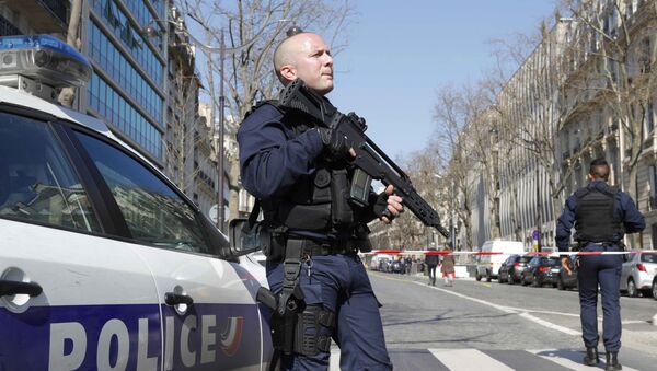 Francuska policija na ulicama Pariza - Sputnik Srbija