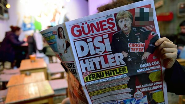 Angela Merkel na naslovnici turskog lista Guneš - Sputnik Srbija