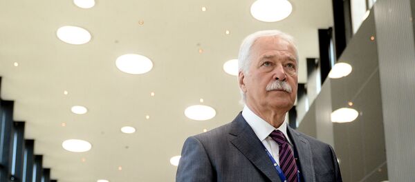 Predsednik Višeg saveta partije Jedinstvena Rusija Boris Grizlov na 20. Međunarodnom ekonomskom forumu u Sankt Peterburgu Predsednik Višeg saveta partije Jedinstvena Rusija Boris Grizlov na 20. Međunarodnom ekonomskom forumu u Sankt Peterburgu - Sputnik Srbija