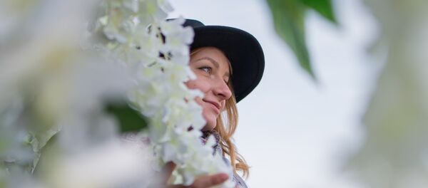 Жене Жене - Sputnik Србија