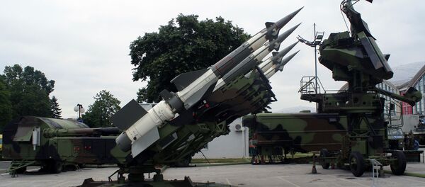 Ракетни систем ПВО С-125 Нева из састава 250. ракетне бригаде ПВО Војске Србије. - Sputnik Србија