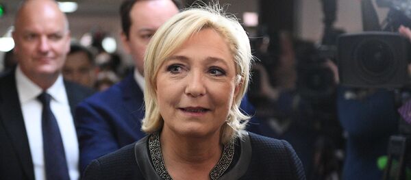 Француска кандидаткиња за председника и лидер „Националног фронта“ Марин ле Пен у посети Москви Француска кандидаткиња за председника и лидер „Националног фронта“ Марин ле Пен у посети Москви - Sputnik Србија