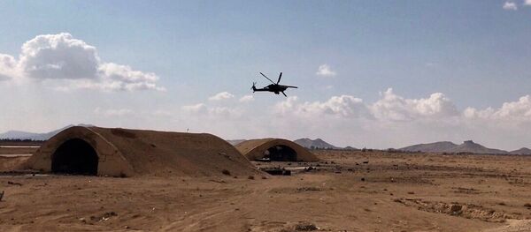 Хеликоптер Ми-28 у близини Палмире - Sputnik Србија