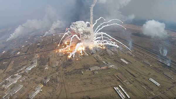 Eksplozija u skladištu oružja, Ukrajina - Sputnik Srbija