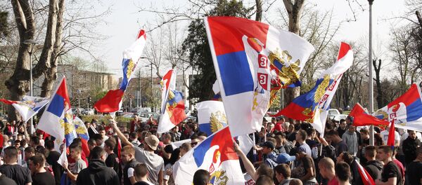 Navijači Spartaka iz Moskve i Crvene zvezde sa zajedničkom zastavom Srbije i Rusije. Navijači Spartaka iz Moskve i Crvene zvezde sa zajedničkom zastavom Srbije i Rusije. - Sputnik Srbija