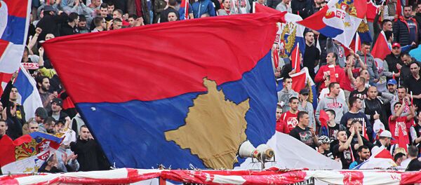 Навијачи Црвене Звезде и Спартака из Москве на северној трибини стадиона Рајко Митић певају Косово је Србија - Sputnik Србија