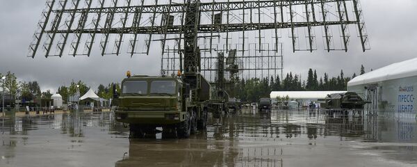 Mobilni radarski sistem 55Ž6M Nebo M na otvaranju Međunarodnog vojno-tehničkog foruma Armija 2015 Mobilni radarski sistem 55Ž6M Nebo M na otvaranju Međunarodnog vojno-tehničkog foruma Armija 2015 - Sputnik Srbija