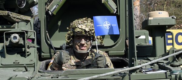 NATO vojnik - Sputnik Srbija