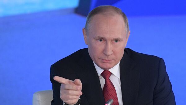 Руски председник Владимир Путин на форуму Арктик - територија дијалога - Sputnik Србија
