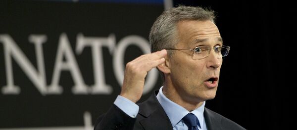 Генерални секретар НАТО-а Јенс Столтенберг говори на конференцији за медије након састанка Савета Русија-НАТО у Бриселу - Sputnik Србија