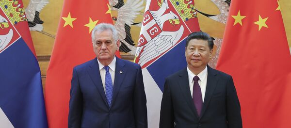 Председник Србије Томислав Николић и председник Кине Си Ђинпинг током церемоније у Пекингу - Sputnik Србија