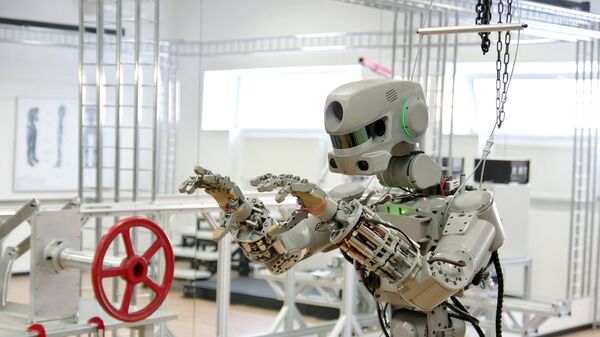 Testiranje antropomorfnog robota Fjodor projekta Spasilac u laboratoriji Fonda za perspektivna ispitivanja - Sputnik Srbija