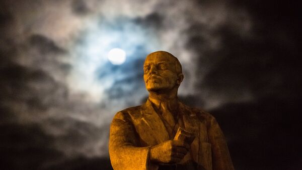 Споменик Лењину у Симферопољу - Sputnik Србија