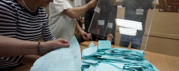 Бројање гласова Бројање гласова - Sputnik Србија