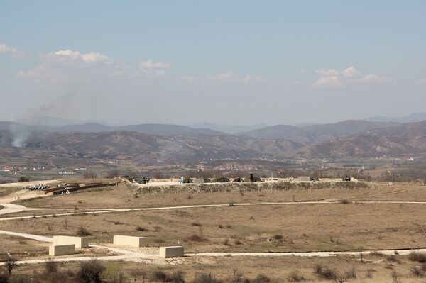 Deo Baze Jug prilagođen potrebama mirovnjaka, na prvi pogled - Liban. Srbiju otkrivaju planine i crveni krovovi kuća. - Sputnik Srbija