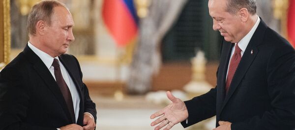 Predsednik Rusije Vladimir Putin i predsednik Turske Redžep Tajip Erdogan u Istanbulu - Sputnik Srbija