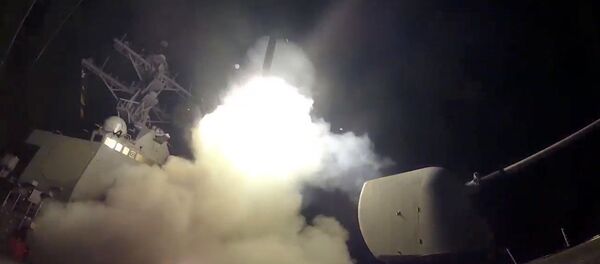 Raketni napad američke vojske na vazduhoplovnu bazu u Siriji - Sputnik Srbija