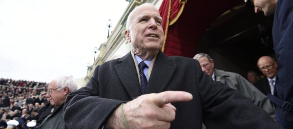 Џон Мекејн Џон Мекејн - Sputnik Србија