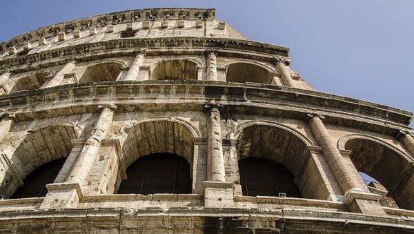 Koloseum u Rimu, Italija - Sputnik Srbija