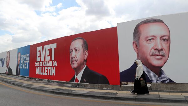 Plakati u Turskoj pred referendum - Sputnik Srbija