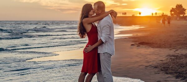 Zaljubljeni - Sputnik Srbija