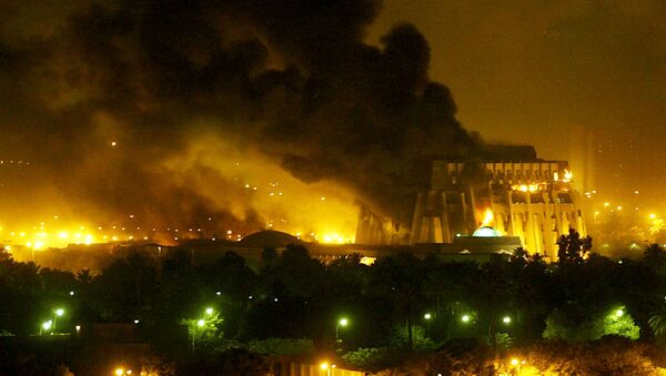 Eksplozija u Bagdadu tokom vazdušnih napada u martu 2003. - Sputnik Srbija