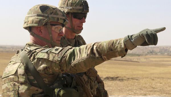 Američki potpukovnik Ed Mataides i general major Geri Voleski pre početka ofanzive na Mosul - Sputnik Srbija