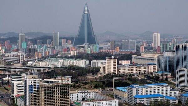 Pogleda na Pjongjang, Severna Koreja - panorama grada - Sputnik Srbija