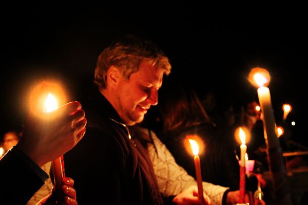 Поред Београђана, специјални гости на врху највише зграде Крфа — Московљани. - Sputnik Србија