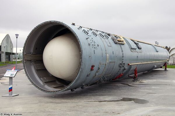Ракета УР-100Н (СС-19 „Стилето“) Ракета УР-100Н (СС-19 „Стилето“) - Sputnik Србија