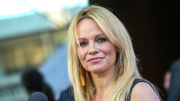 Glumica i manekenka Pamela Anderson na premijeri dokumentarnog filma Zajedništvo u Los Anđelesu - Sputnik Srbija