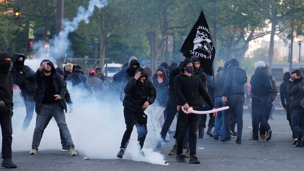 Demonstracije u Parizu - Sputnik Srbija