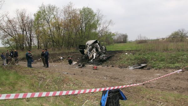 Место експлозије возила специјалне посматрачке мисије ОЕБС-а у Луганској области - Sputnik Србија