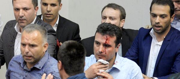 Povređeni Zoran Zaev Povređeni Zoran Zaev - Sputnik Srbija